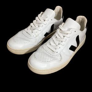 Veja V-10 Sneakers Womens 7 White/Black Leather Lace-Up Shoes Trainers Low Top